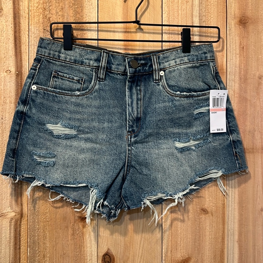 HAWK TUAH SHORTS BlankNYC Size 28 Women’s